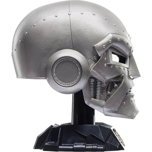 Fantastic Four Marvel Legends Doctor Doom Premium Roleplay Helmet Prop Replica